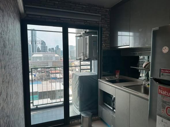 kitchen of Ideo Sukhumvit 93