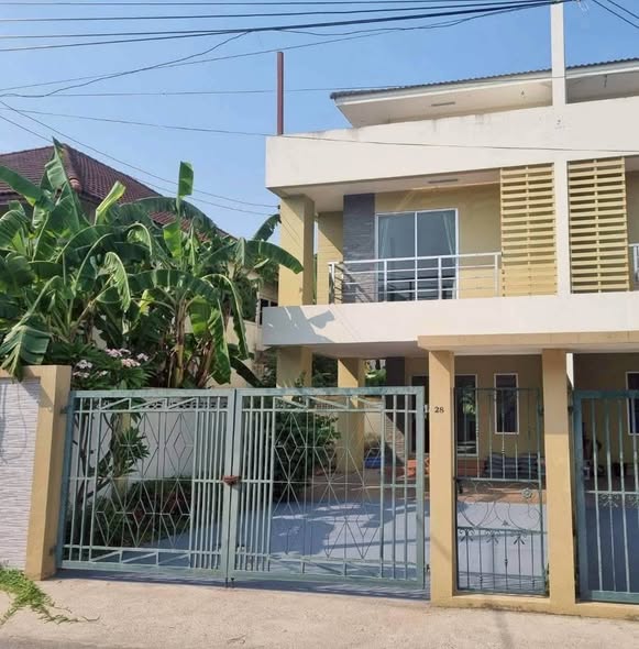 นาราสิริ กรุงเทพกรีฑา