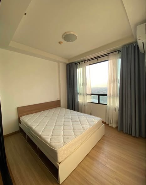 bedroom of J Condo Satorn-Kallaprapruk