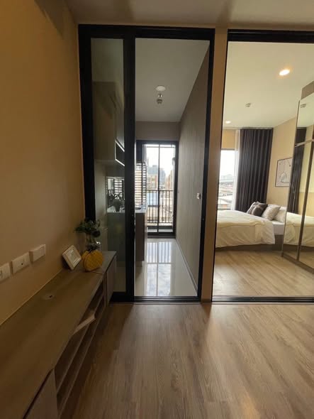 bedroom and room interior of Knightsbridge Kaset Society