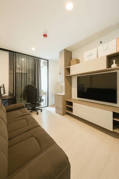 living room of KnightsBridge Phaholyothin Interchange