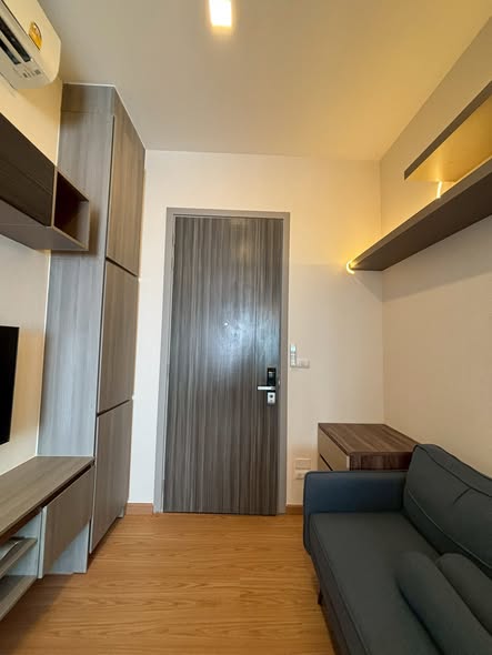 bedroom and room interior of KnightsBridge Prime Onnut