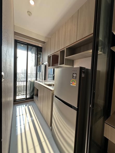 room interior and kitchen of KnightsBridge Prime Onnut