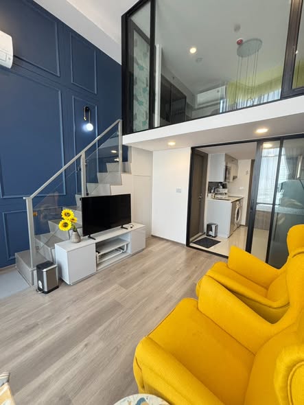 living room and room interior of KnightsBridge Space Sukhumvit-Rama 4