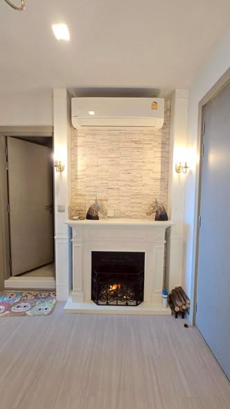 living room of Life Asoke – Rama 9