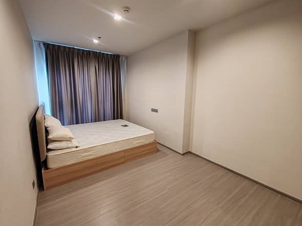 bedroom of Life Asoke Hype