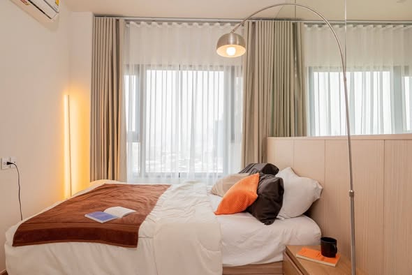 bedroom of Life Rama 4 – Asoke