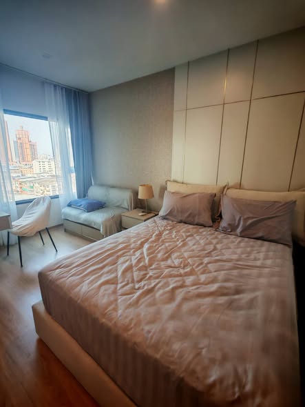 bedroom of Life Rama 4 – Asoke