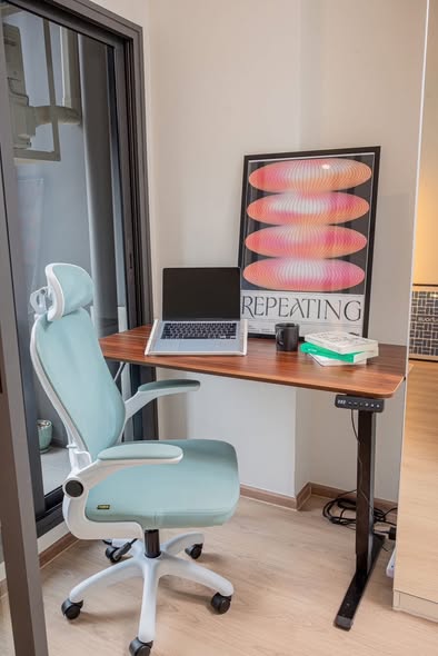 Life Rama 4 – Asoke