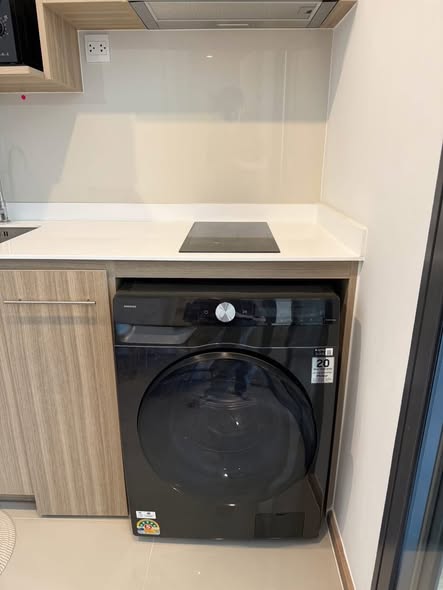 Life Rama 4 – Asoke