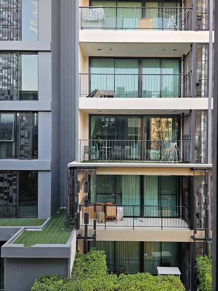 LIV@NIMMAN Condominium