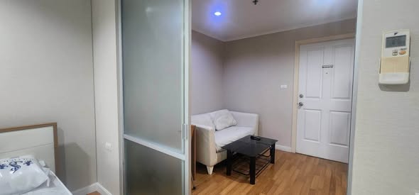 bedroom of Lumpini Place Ratchayotin