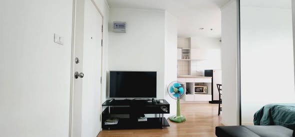 bedroom and living room of Lumpini Ville Naklua – Wong Amat BuildingC