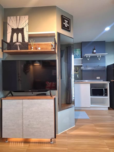 room interior and bathroom of Lumpini Ville On Nut – Phatthanakan