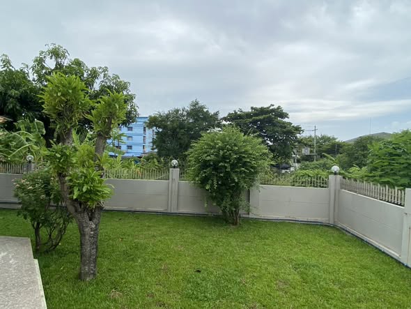 Luxury pool villa 604