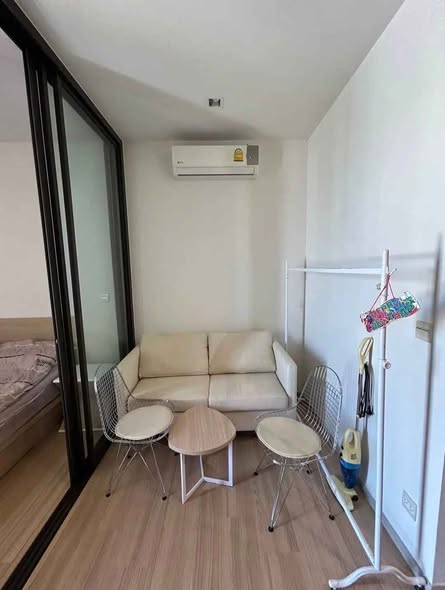 bedroom of M Jatujak