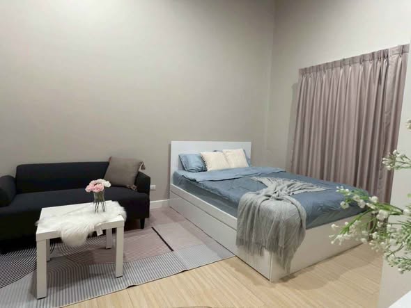 bedroom of Metro Sky Wutthakat