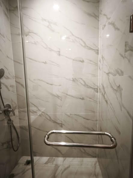 bathroom of Noble BE 19