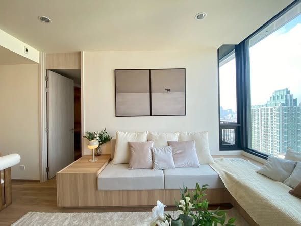 bedroom and living room of Noble Form Thonglor โนเบิล ฟอร์ม ทองหล่อ
