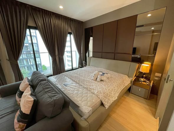 bedroom of Noble Ploenchit
