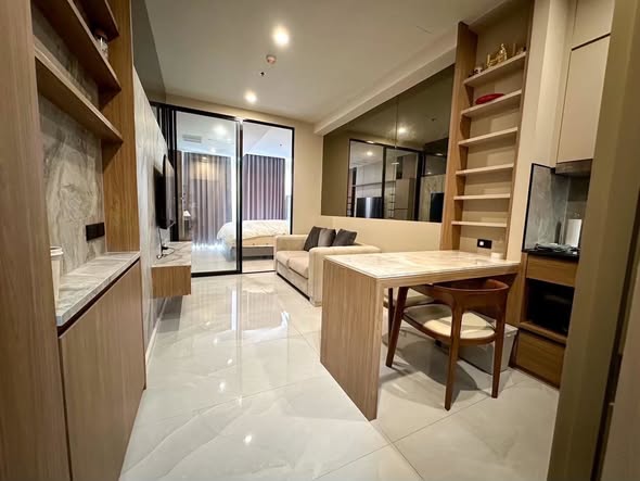 room interior and kitchen of Noble Ploenchit
