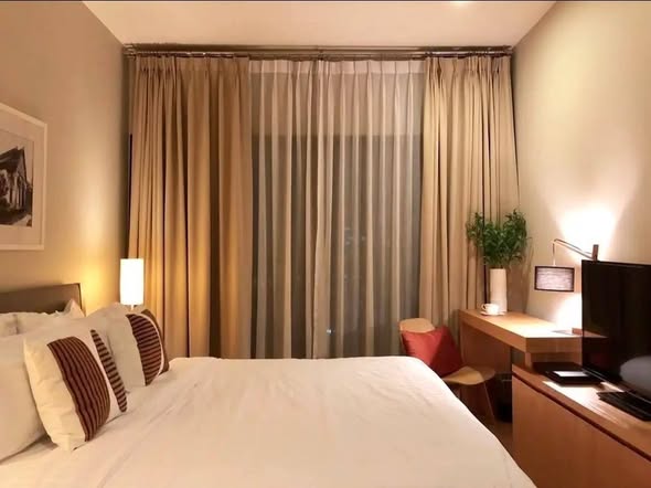 bedroom of Noble Reveal