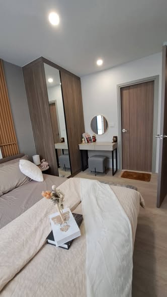 bedroom of Nue Cross Khu Khot Station (นิว ครอส คูคต สเตชัน)