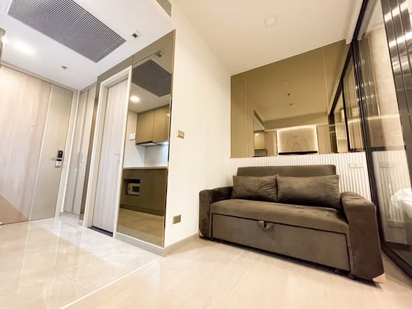 living room and bedroom and room interior of One9Five Asoke – Rama 9