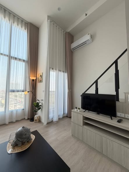 bedroom and living room of Origin Plug & Play Sai Luat Station (Sale Gallery)