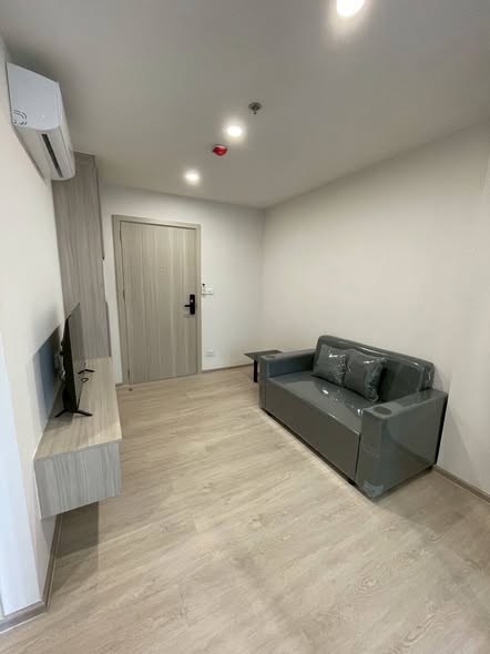 room interior of Origin Plug & Play Sai Luat Station (Sale Gallery)