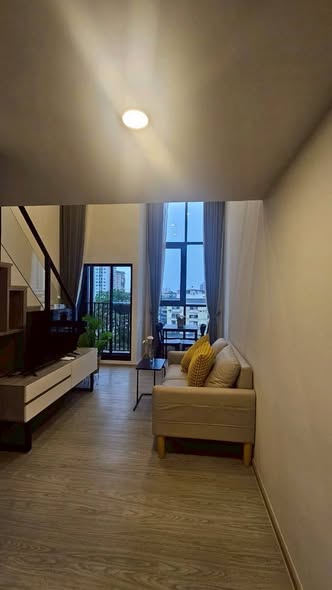 living room of Origin Plug&Play Ramkhamhaeng Triple Station