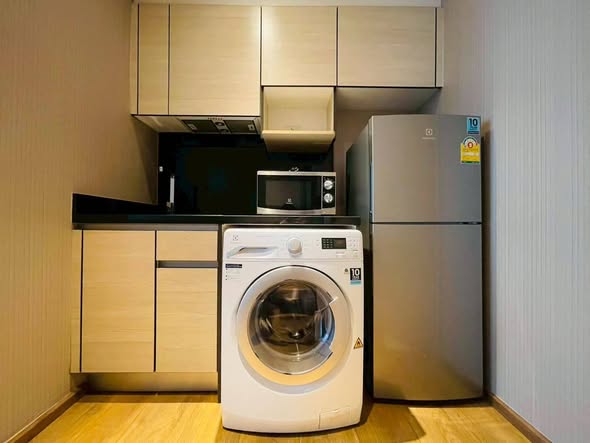 Park Origin Phrom Phong