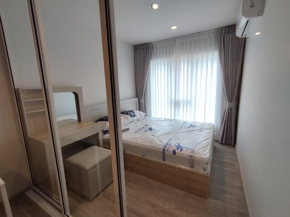 bedroom and room interior of Regent Home Bangna (รีเจ้นท์โฮม บางนา)