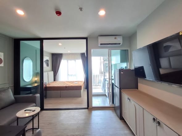 bedroom and room interior of Regent Home Bangna (รีเจ้นท์โฮม บางนา)