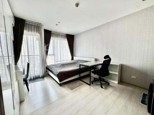 bedroom of Rhythm Asoke