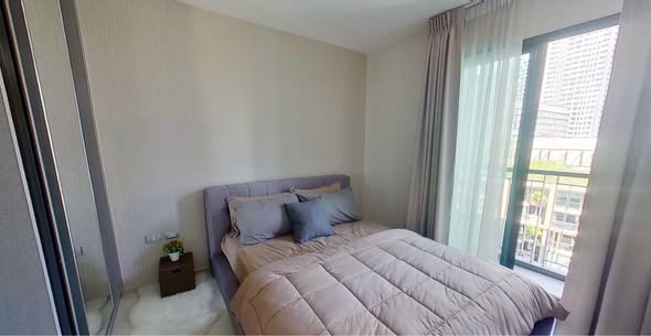 bedroom of Rhythm Sukhumvit 36-38