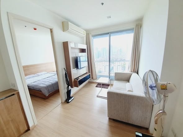 bedroom of Rhythm Sukhumvit 50