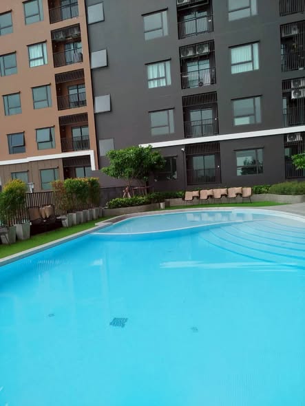 pool of Rich Point @BTS Wutthakat