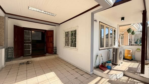 room interior of Rungcharoen Housing