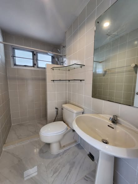 room interior of Saichol Mansion