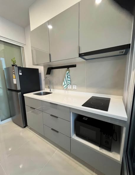 kitchen of Supalai Premier Si Phraya-Sam Yan