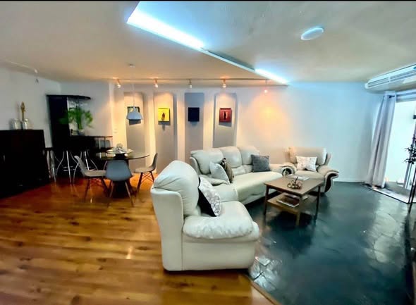 living room of SV City