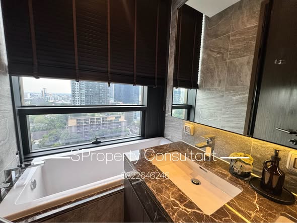 THE ESSE Sukhumvit 36