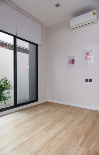 room interior of เดอะ เจนทริ สุขุมวิท (THE GENTRY SUKHUMVIT 101)