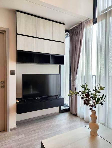 living room and room interior of THE LINE Sukhumvit 101