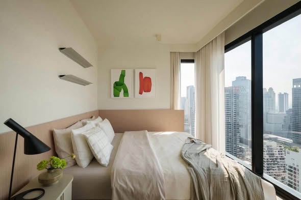 bedroom of The Lofts Silom by Raimon Land