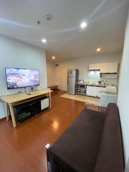 living room of คอนโดเดอะนิช ตากสิน : The Niche Taksin