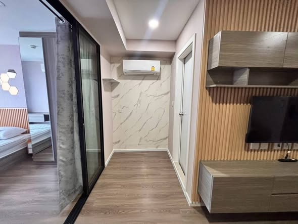 bedroom and room interior of The Origin Phahol-Saphanmai