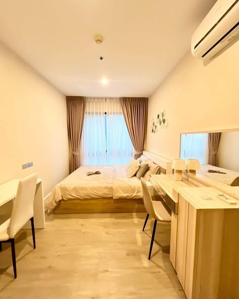 bedroom of The Sky Sukhumvit