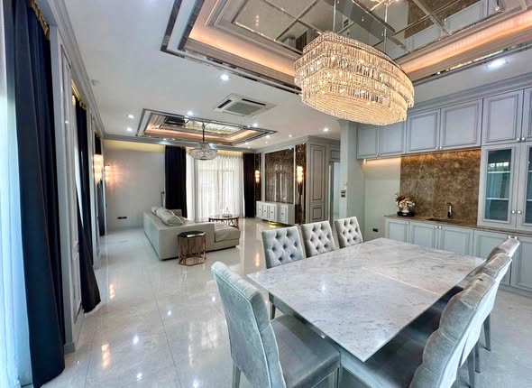 room interior of Two Grande Monaco Bangna – Wongwaen